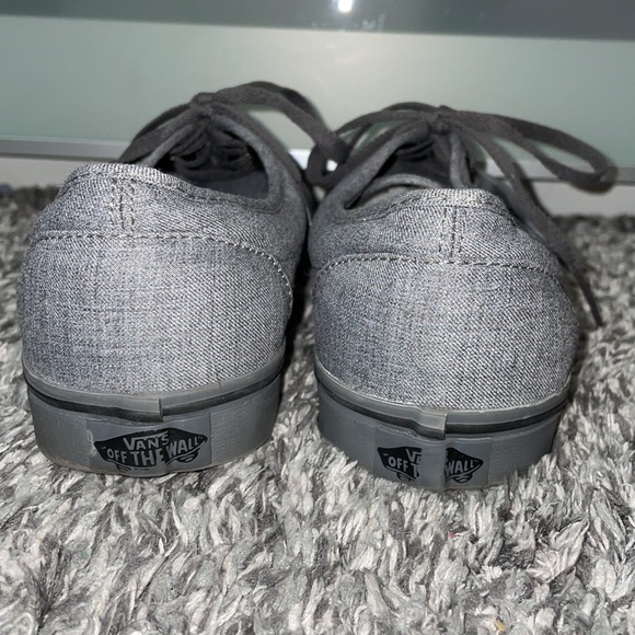 Vans Low Top Grey Lace Up. - Picture 4 of 7